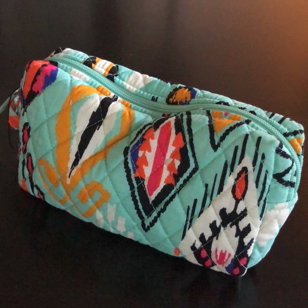 Vera Bradley Cosmetic Case - Picture 1 of 5